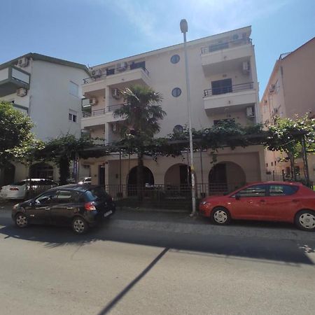 Apartments Mare Будва Экстерьер фото