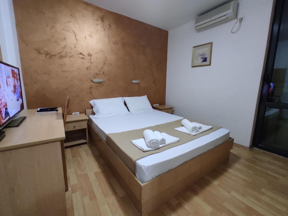 Apartments Mare Будва Экстерьер фото