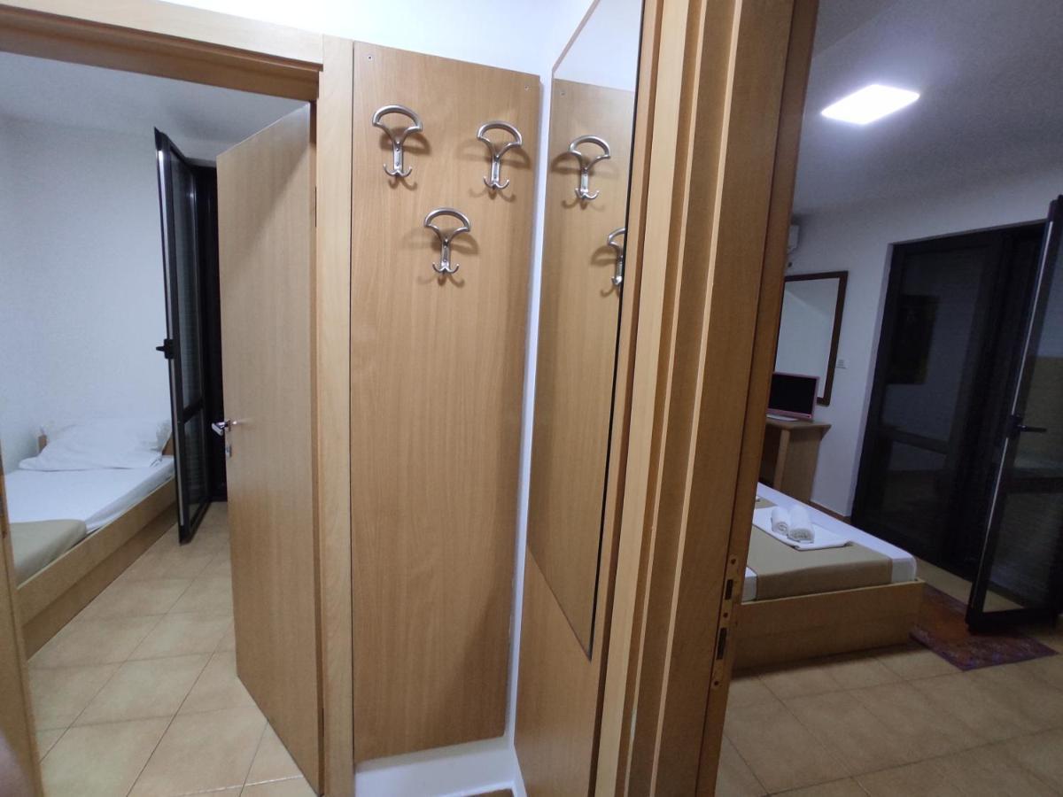 Apartments Mare Будва Экстерьер фото
